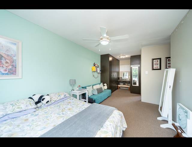 4 BEDROOM HOUSE FOR SALE IN BEACON BAY